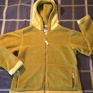 ~Women’s green PATAGONIA synchilla hood jacket/ M